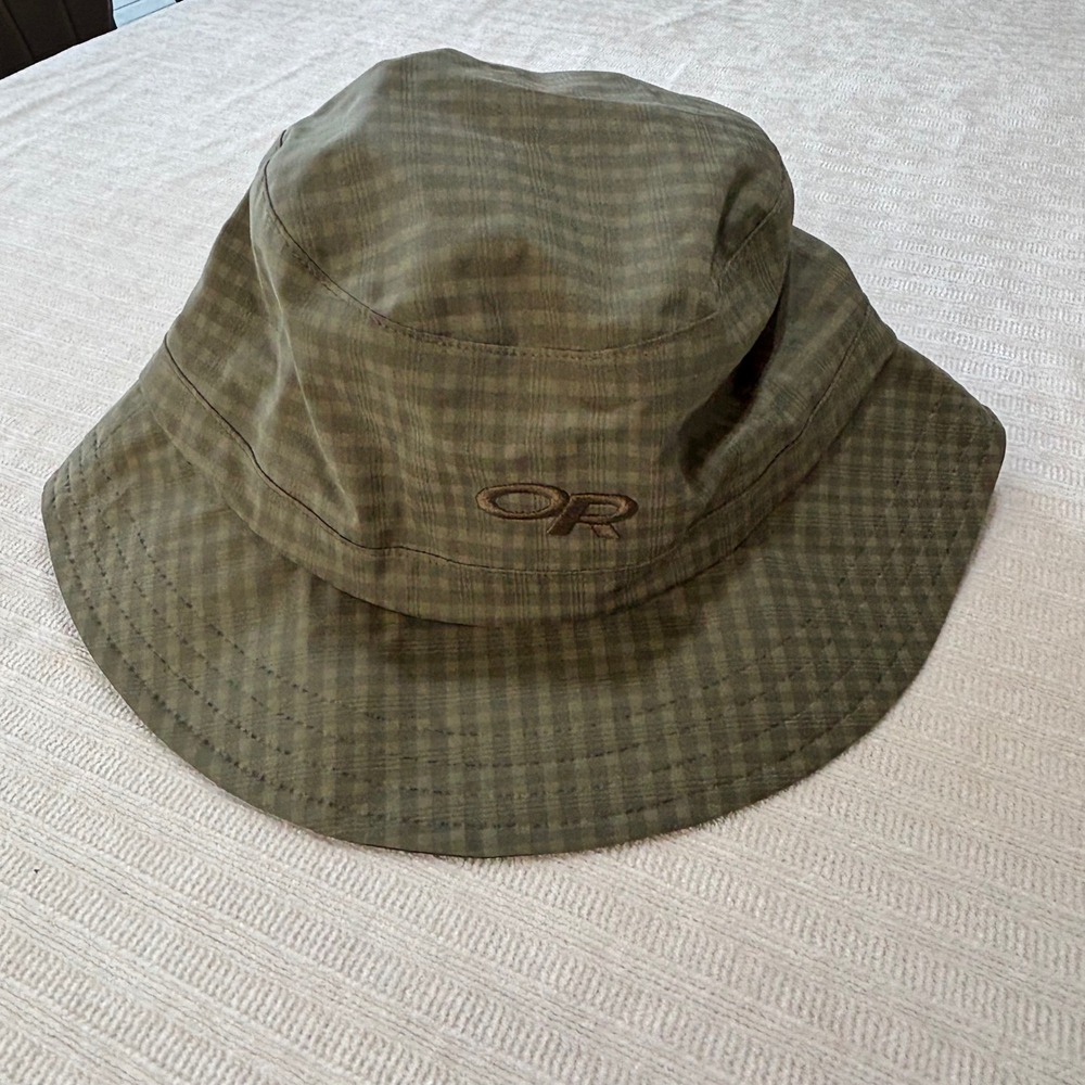 Outdoor Research Bucket Hat Green Plaid Sun Hiking Fishing Hat Medium 243521